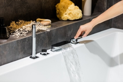 Picture of Chrome bathtub pilar tap CR 025.00