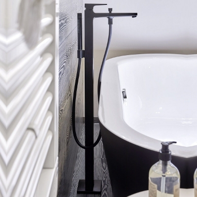 Picture of Floor-standing bath mixer Metropol, matt black